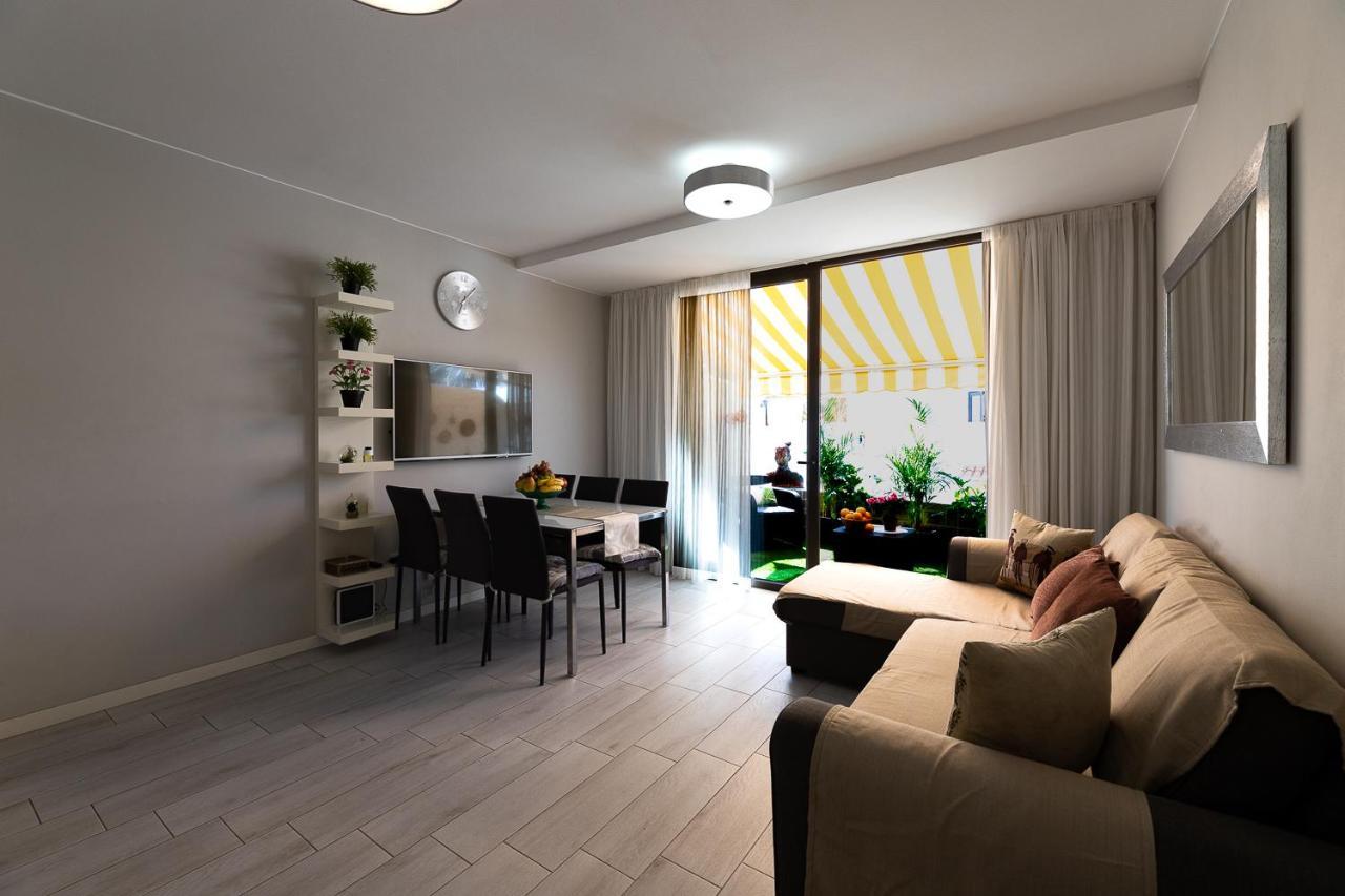 Beautiful Duplex In 3 Minutes Walking To The Beach In Playa De Las Americas Kültér fotó