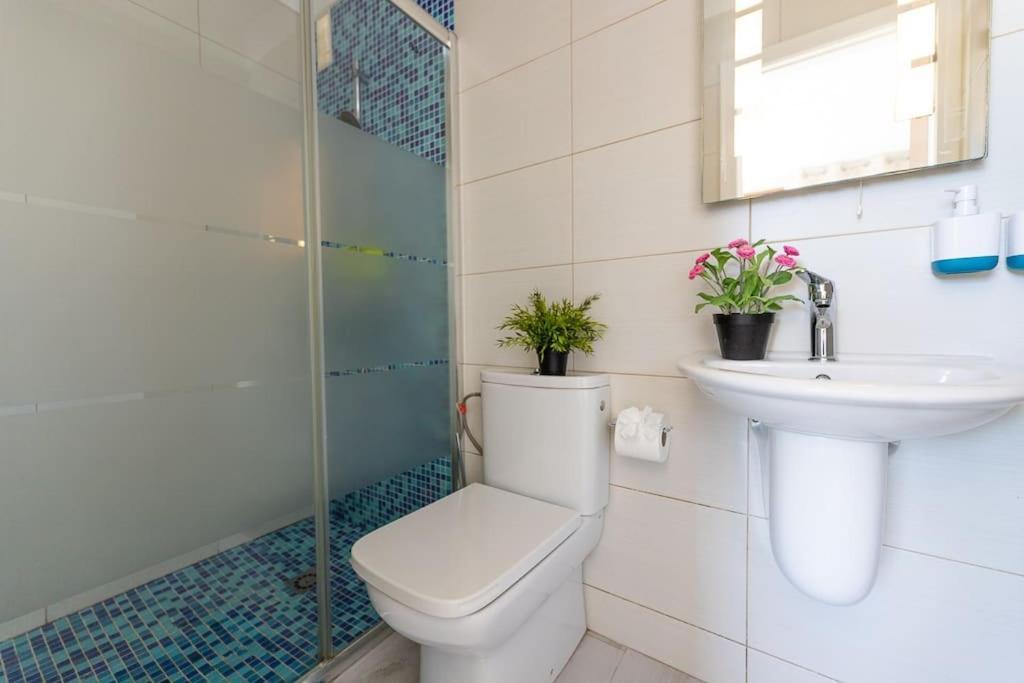 Beautiful Duplex In 3 Minutes Walking To The Beach In Playa De Las Americas Kültér fotó