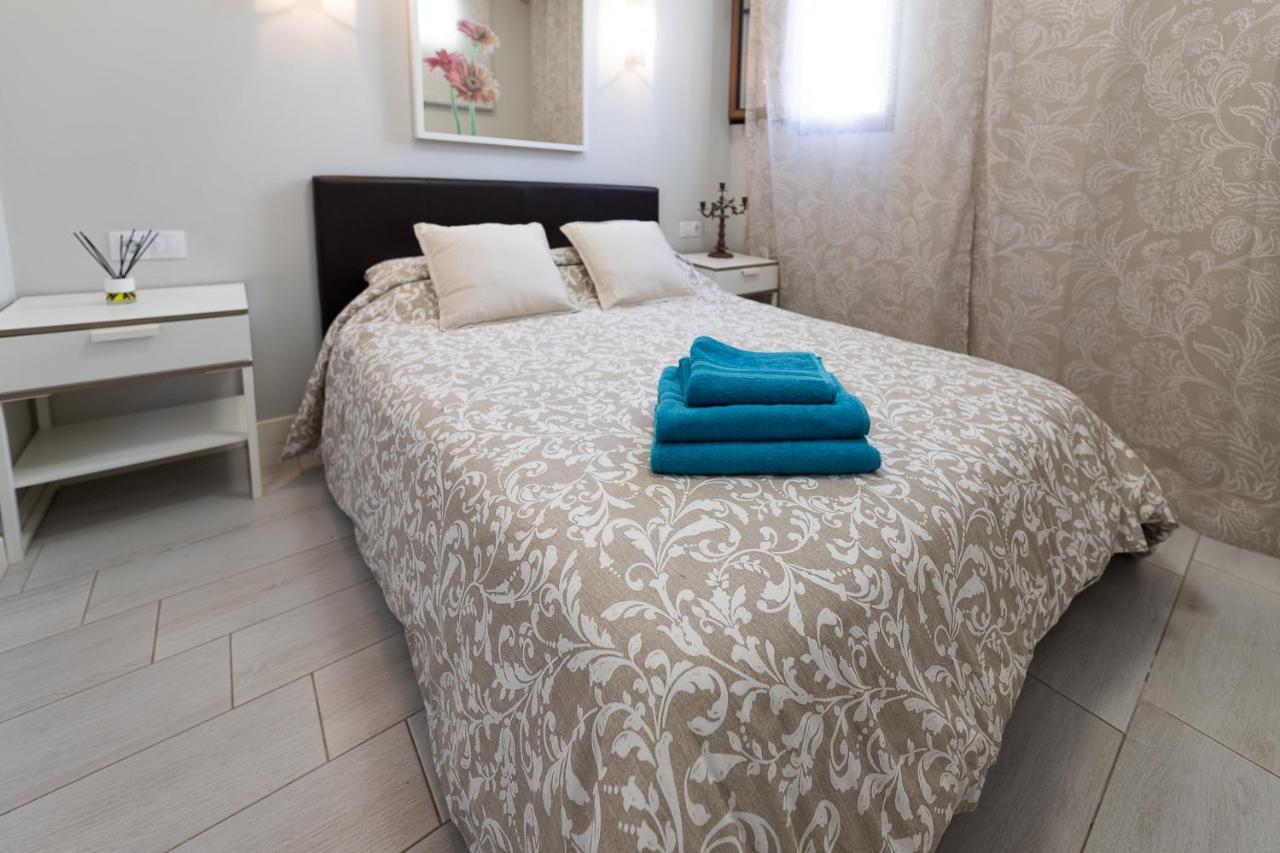 Beautiful Duplex In 3 Minutes Walking To The Beach In Playa De Las Americas Kültér fotó