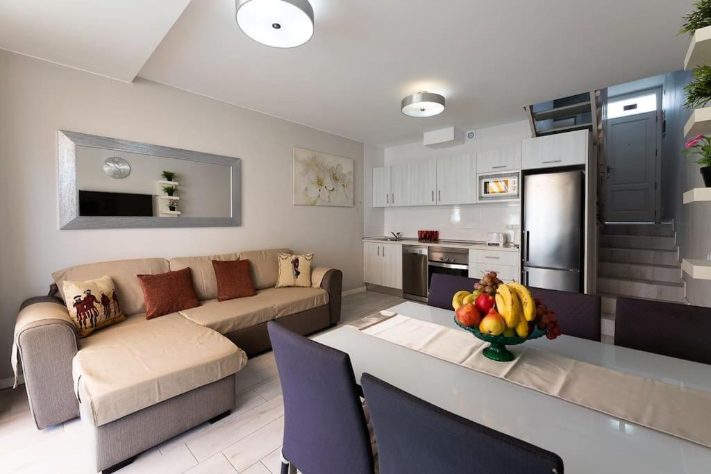 Beautiful Duplex In 3 Minutes Walking To The Beach In Playa De Las Americas Kültér fotó